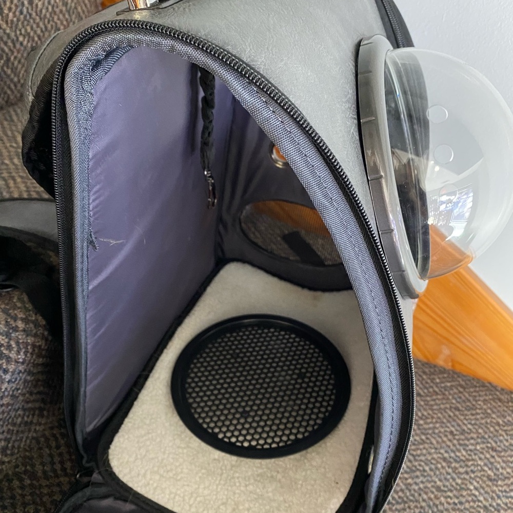 Black Pet Carrier Backpack - Picture 4 of 7